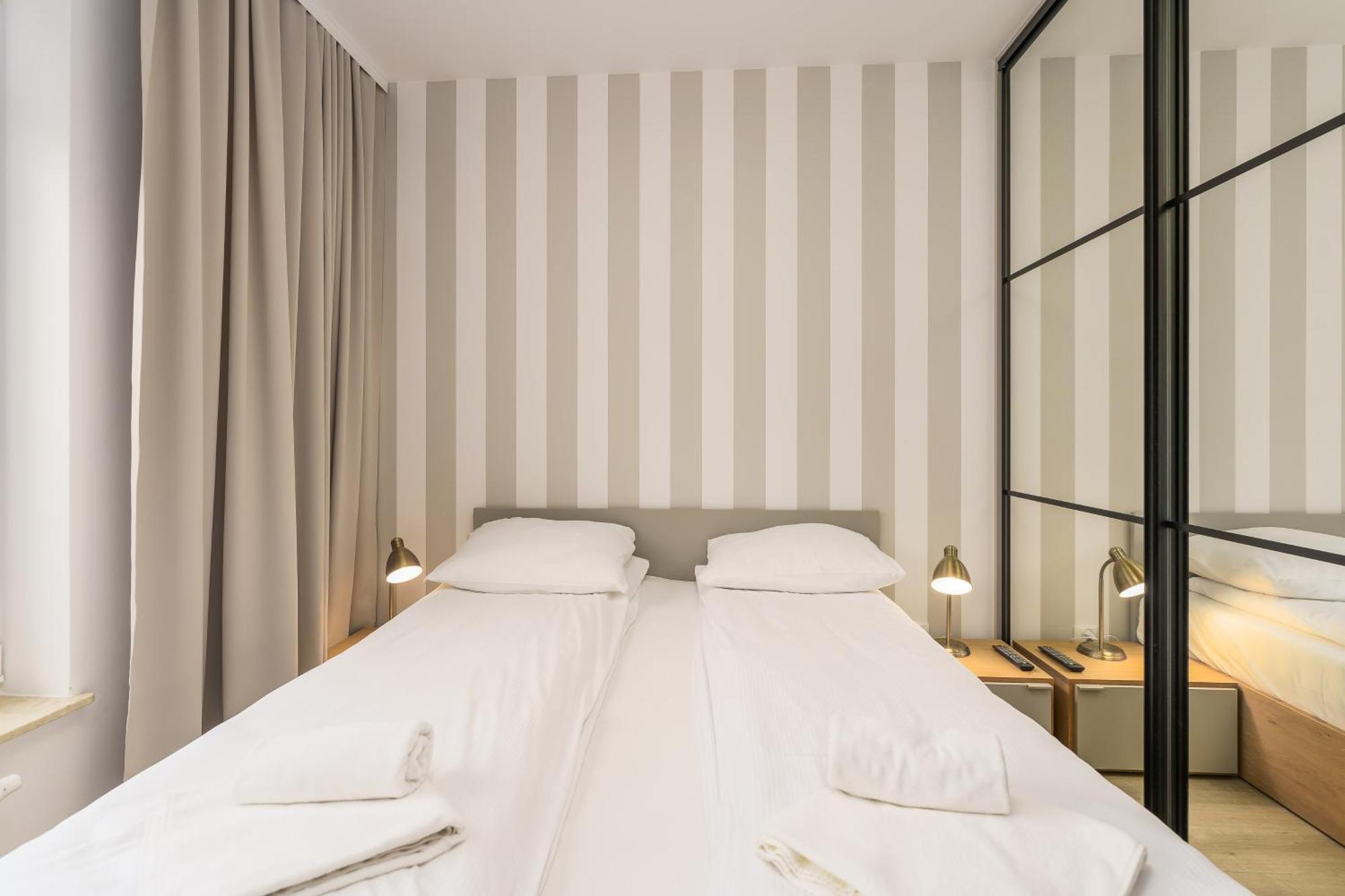 Faro Apartamenty Nadmorskie Tarasy Spa Przy Latarni I Molo Baseny, Sauny, Fitness I Parking W Cenie Kołobrzeg Rom bilde