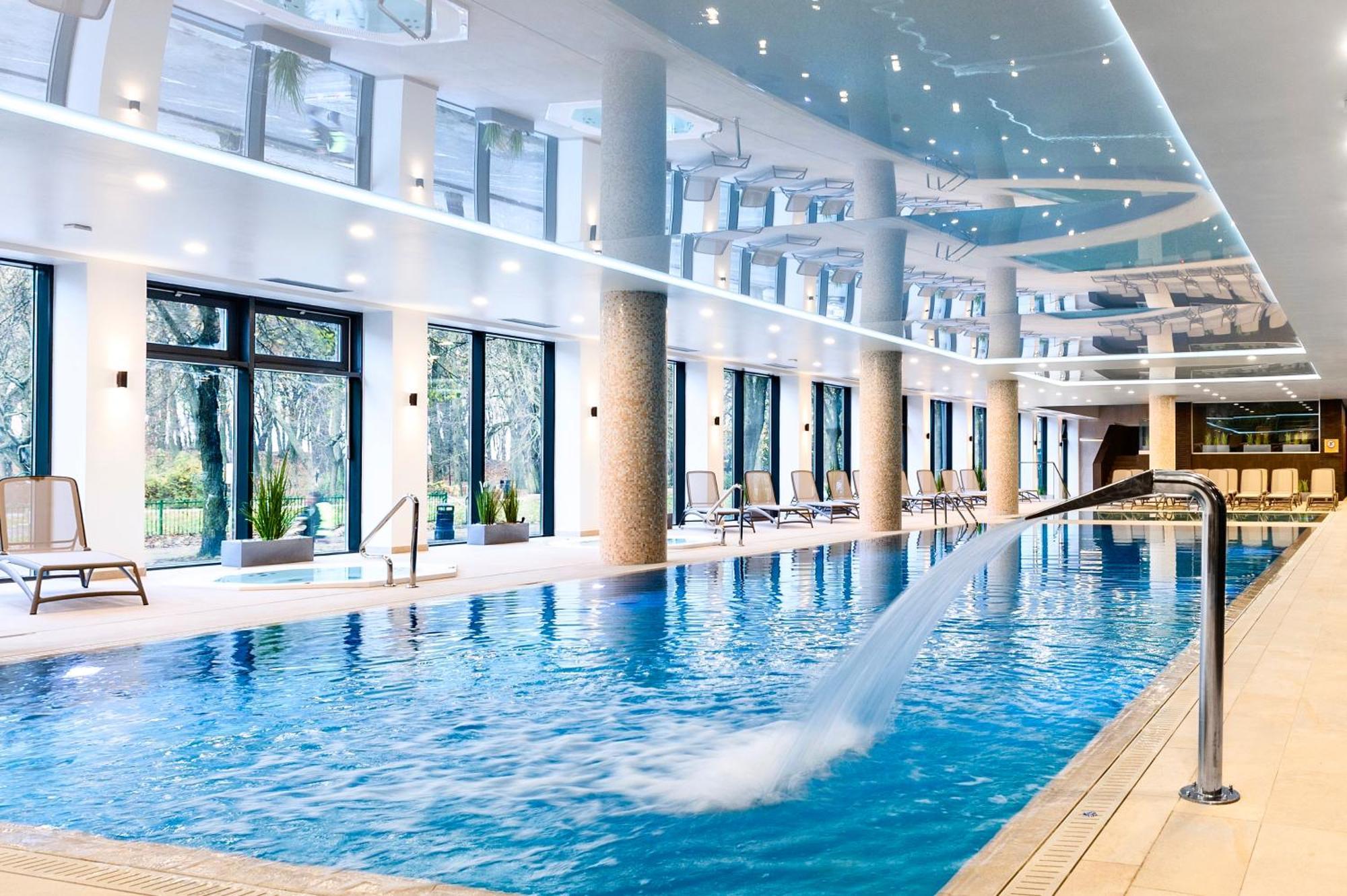 Faro Apartamenty Nadmorskie Tarasy Spa Przy Latarni I Molo Baseny, Sauny, Fitness I Parking W Cenie Kołobrzeg Eksteriør bilde