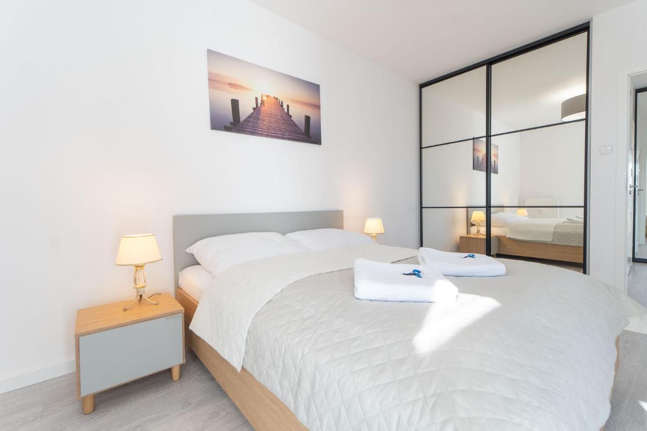 Faro Apartamenty Nadmorskie Tarasy Spa Przy Latarni I Molo Baseny, Sauny, Fitness I Parking W Cenie Kołobrzeg Eksteriør bilde